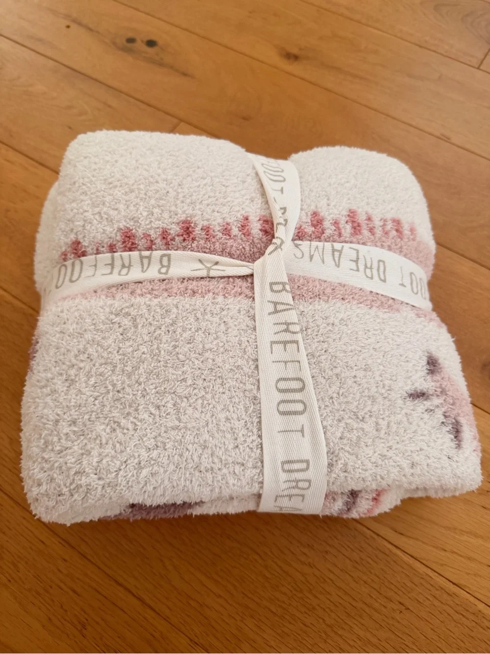 Barefoot Dreams Pink & Cream Giraffe Baby Blanket
